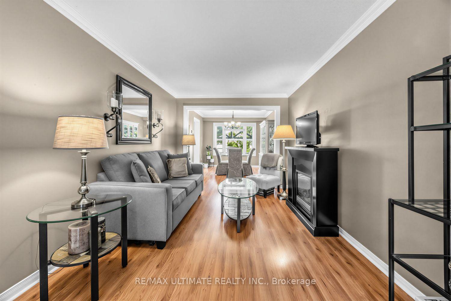 Photo 6 of 42 Landerville Lane, Clarington, Bowmanville — HOMEH