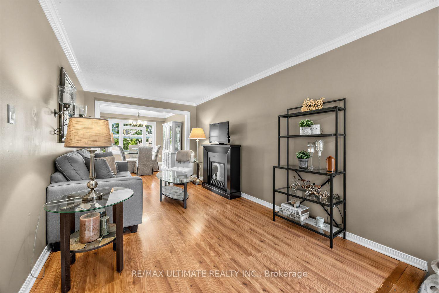 Photo 7 of 42 Landerville Lane, Clarington, Bowmanville — HOMEH