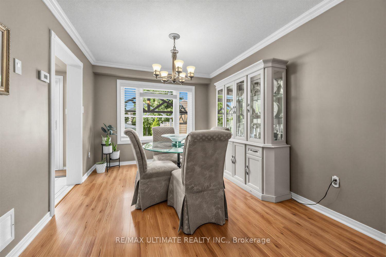 Photo 9 of 42 Landerville Lane, Clarington, Bowmanville — HOMEH