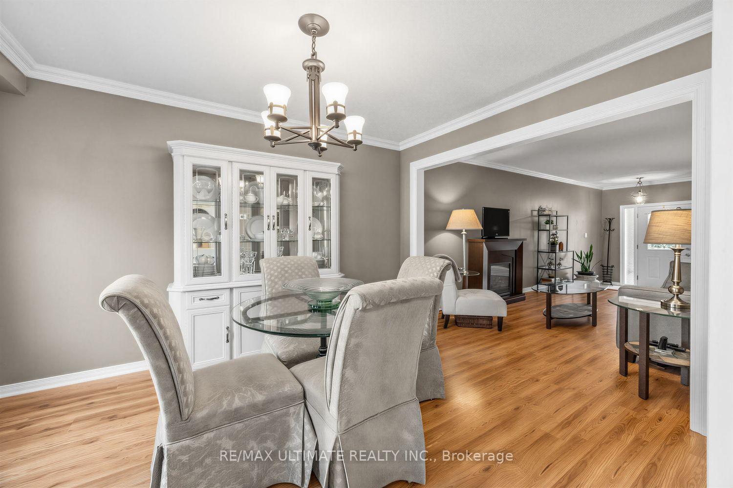 Photo 10 of 42 Landerville Lane, Clarington, Bowmanville — HOMEH