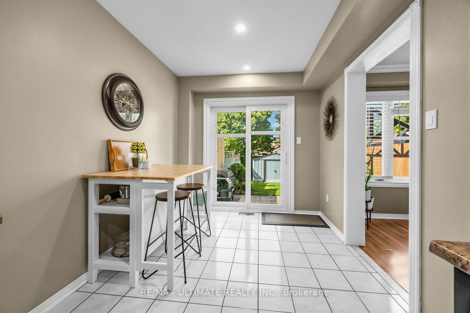 Photo 14 of 42 Landerville Lane, Clarington, Bowmanville — HOMEH