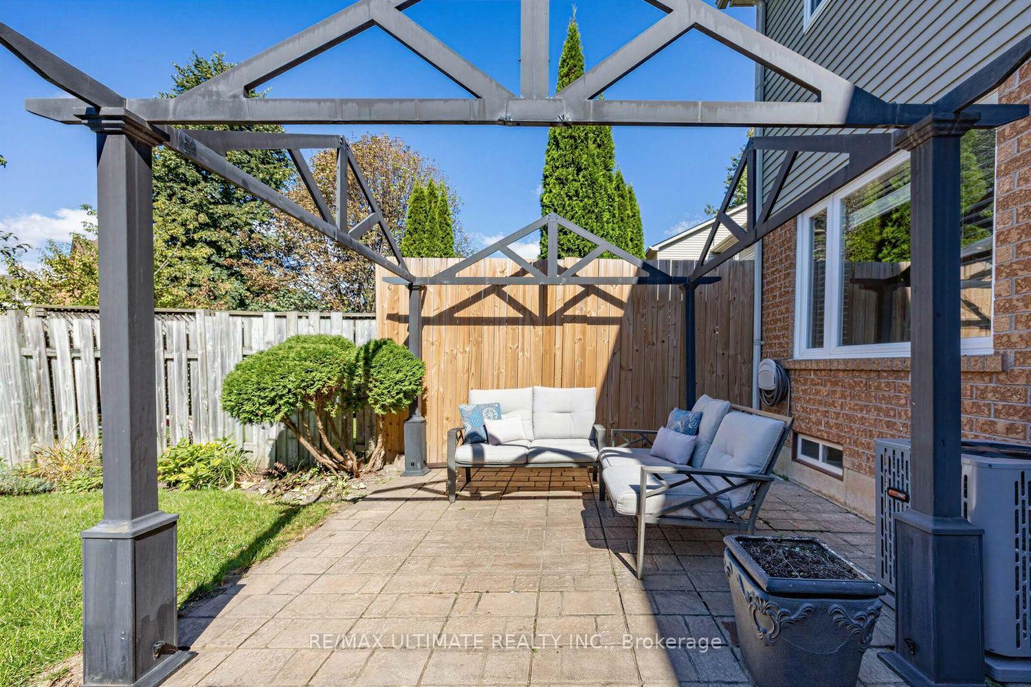 Photo 30 of 42 Landerville Lane, Clarington, Bowmanville — HOMEH