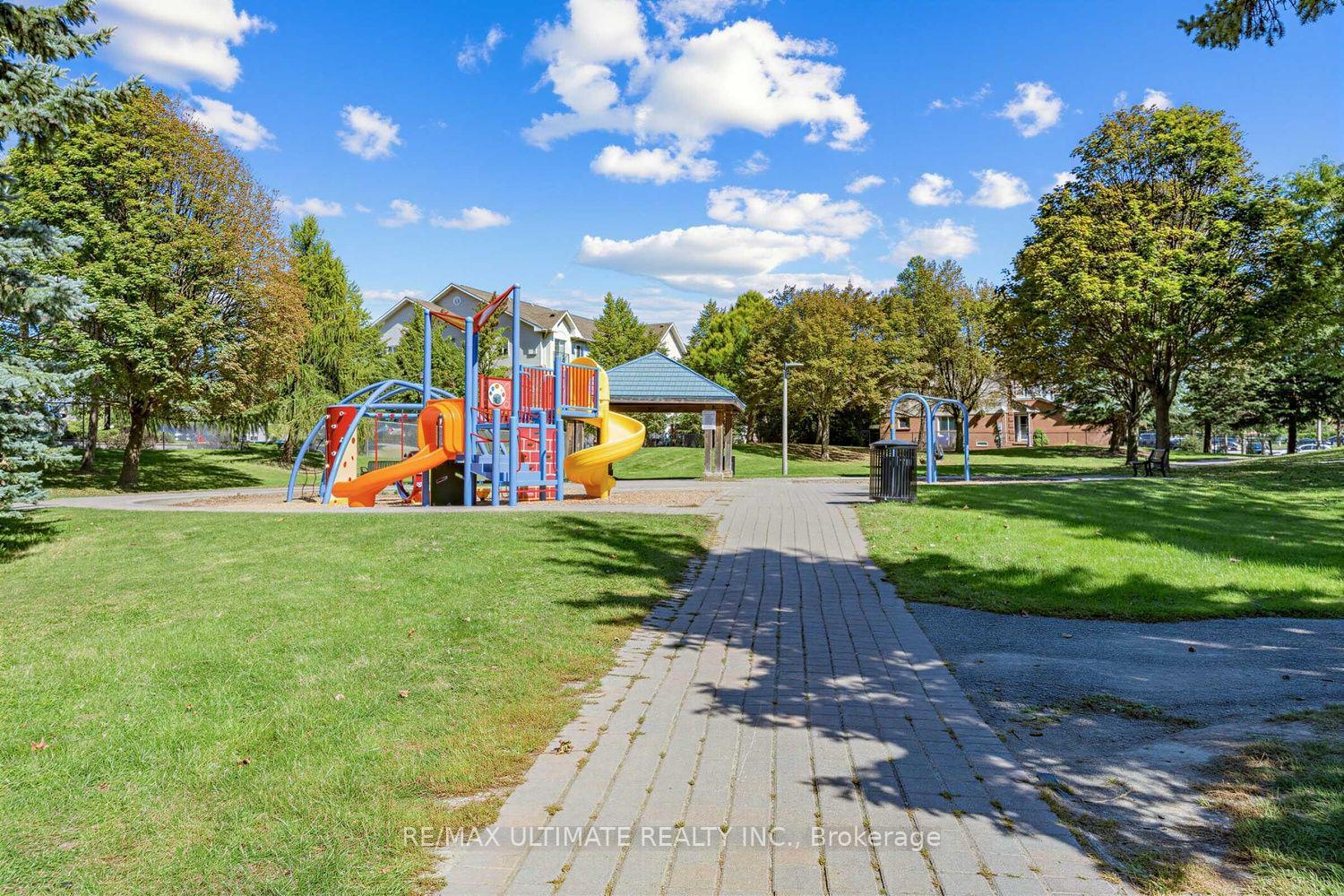 Photo 33 of 42 Landerville Lane, Clarington, Bowmanville — HOMEH