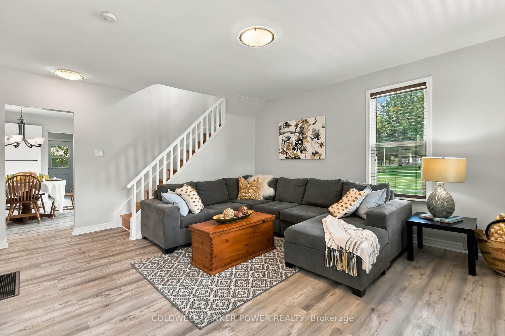 Photo 8 of 168 William Street, North Middlesex, Ailsa Craig — HOMEH