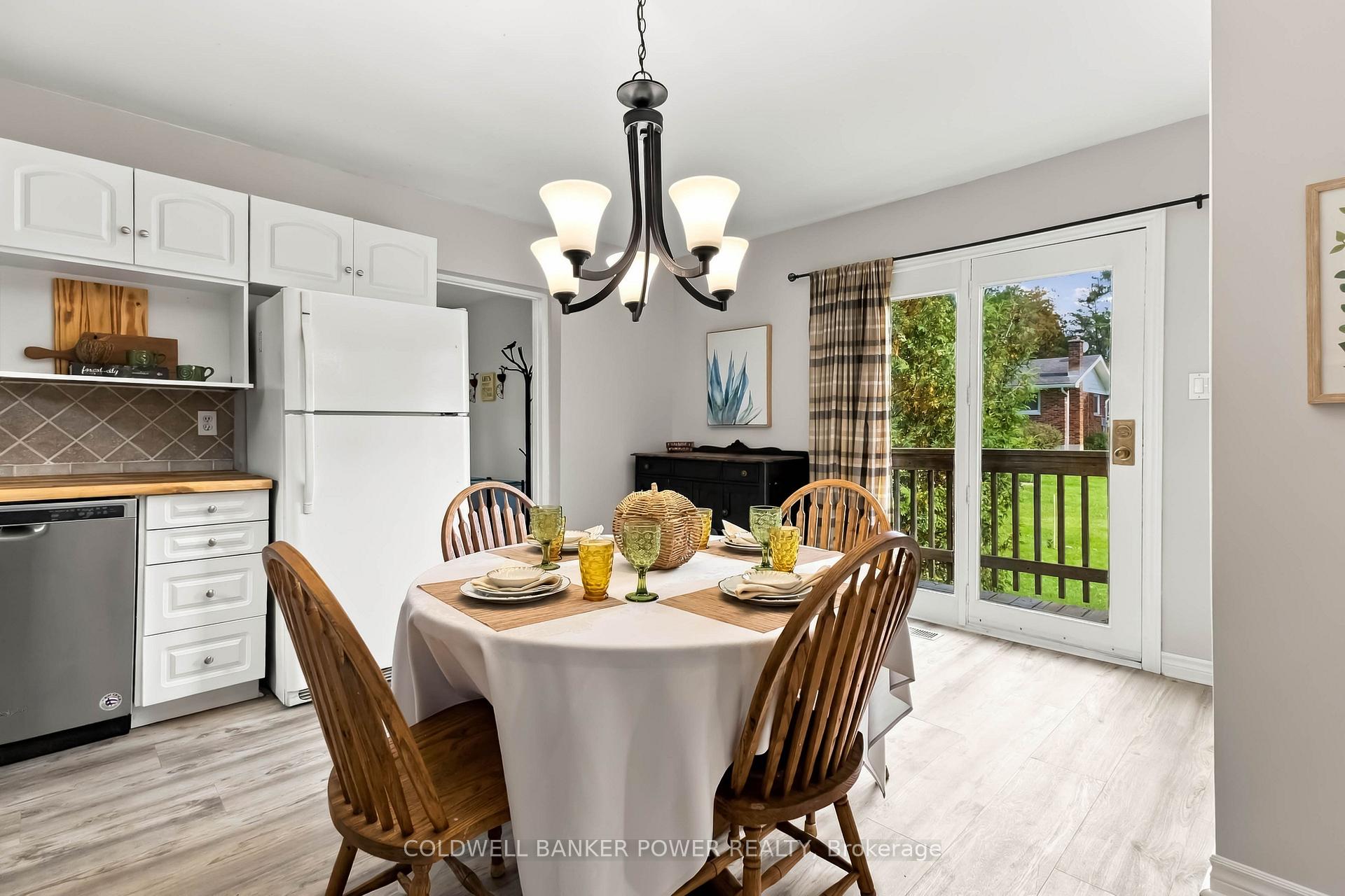 Photo 14 of 168 William Street, North Middlesex, Ailsa Craig — HOMEH