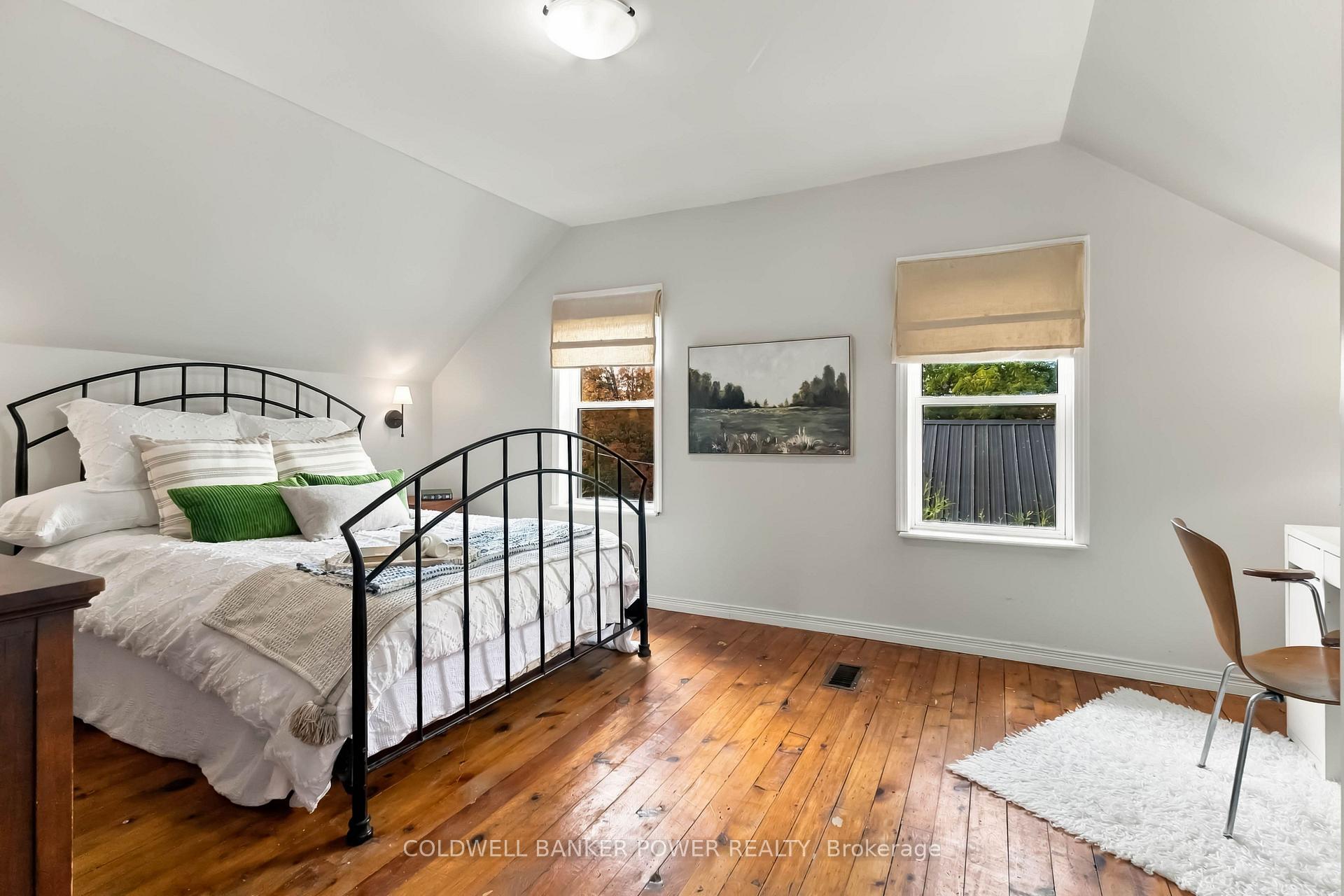 Photo 19 of 168 William Street, North Middlesex, Ailsa Craig — HOMEH