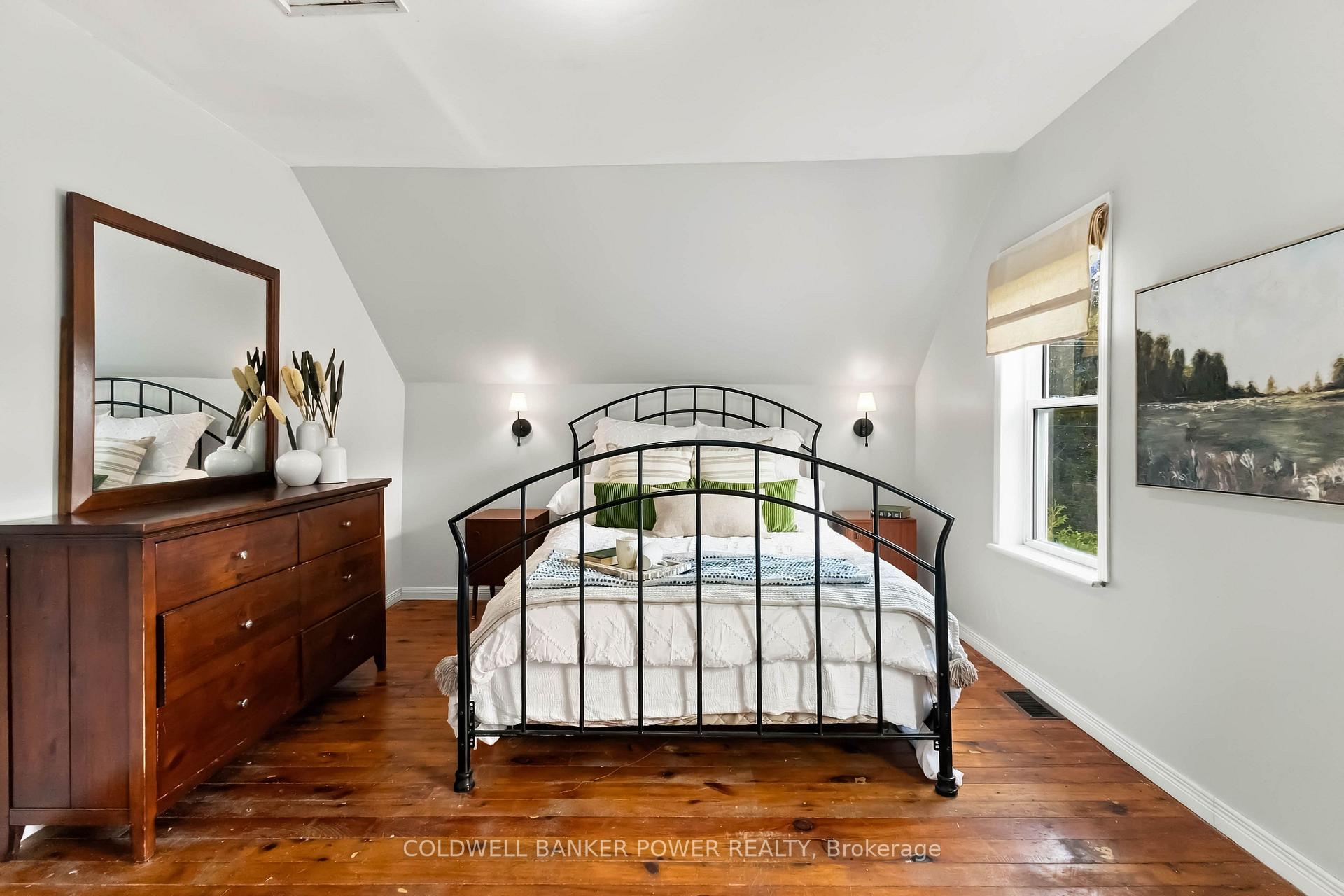 Photo 20 of 168 William Street, North Middlesex, Ailsa Craig — HOMEH