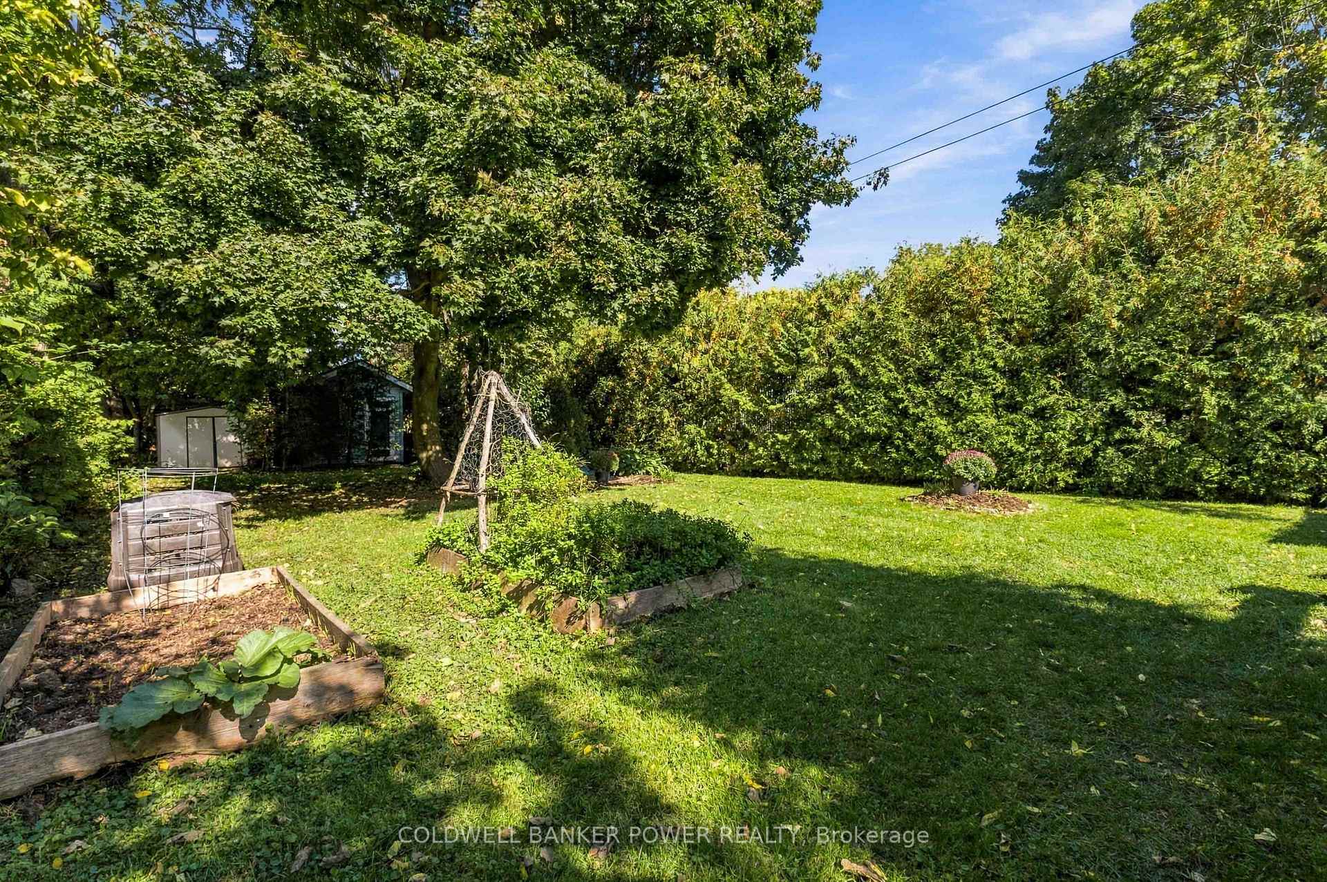 Photo 26 of 168 William Street, North Middlesex, Ailsa Craig — HOMEH