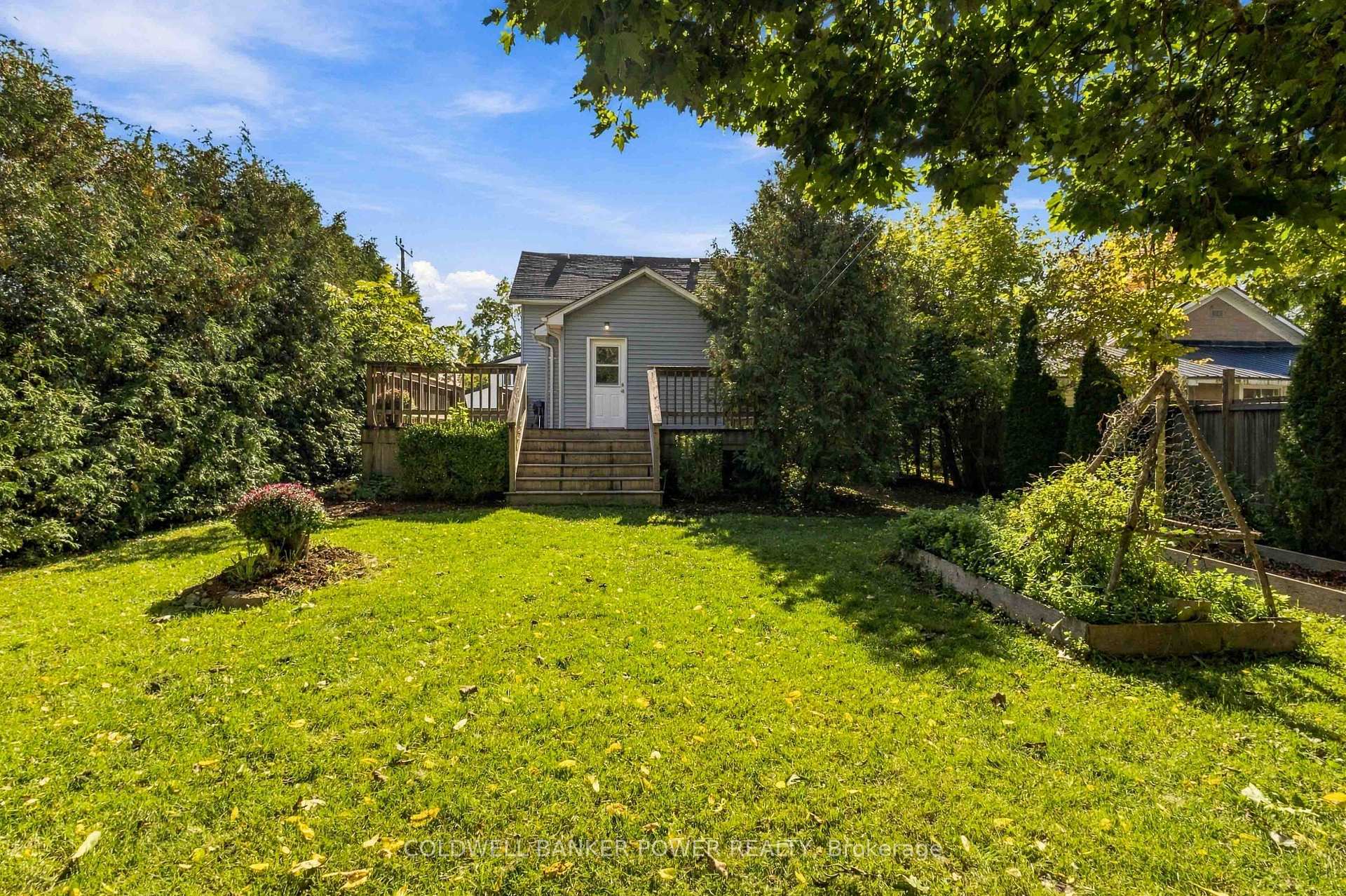 Photo 27 of 168 William Street, North Middlesex, Ailsa Craig — HOMEH