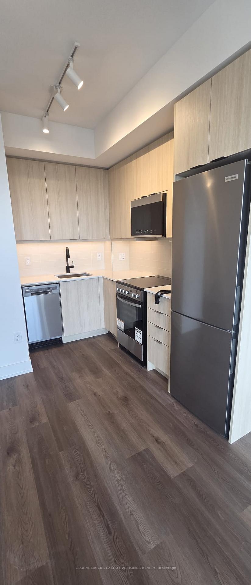 Photo 4 of Unit 24, 115 Nipissing Road, Milton, Timberlea — HOMEH