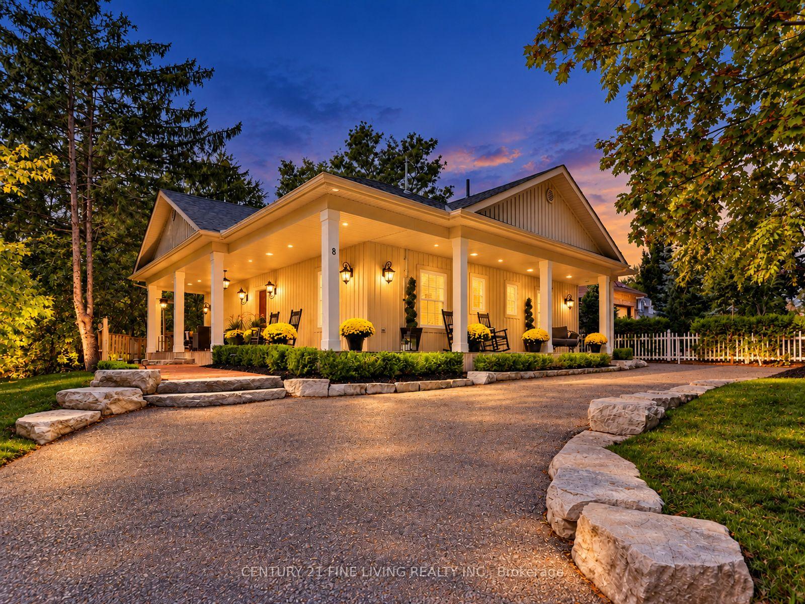 Photo 2 of 8 Lester B Pearson Street, Vaughan, Kleinburg — HOMEH