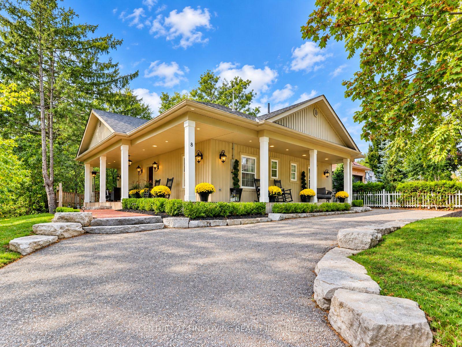 Photo 17 of 8 Lester B Pearson Street, Vaughan, Kleinburg — HOMEH