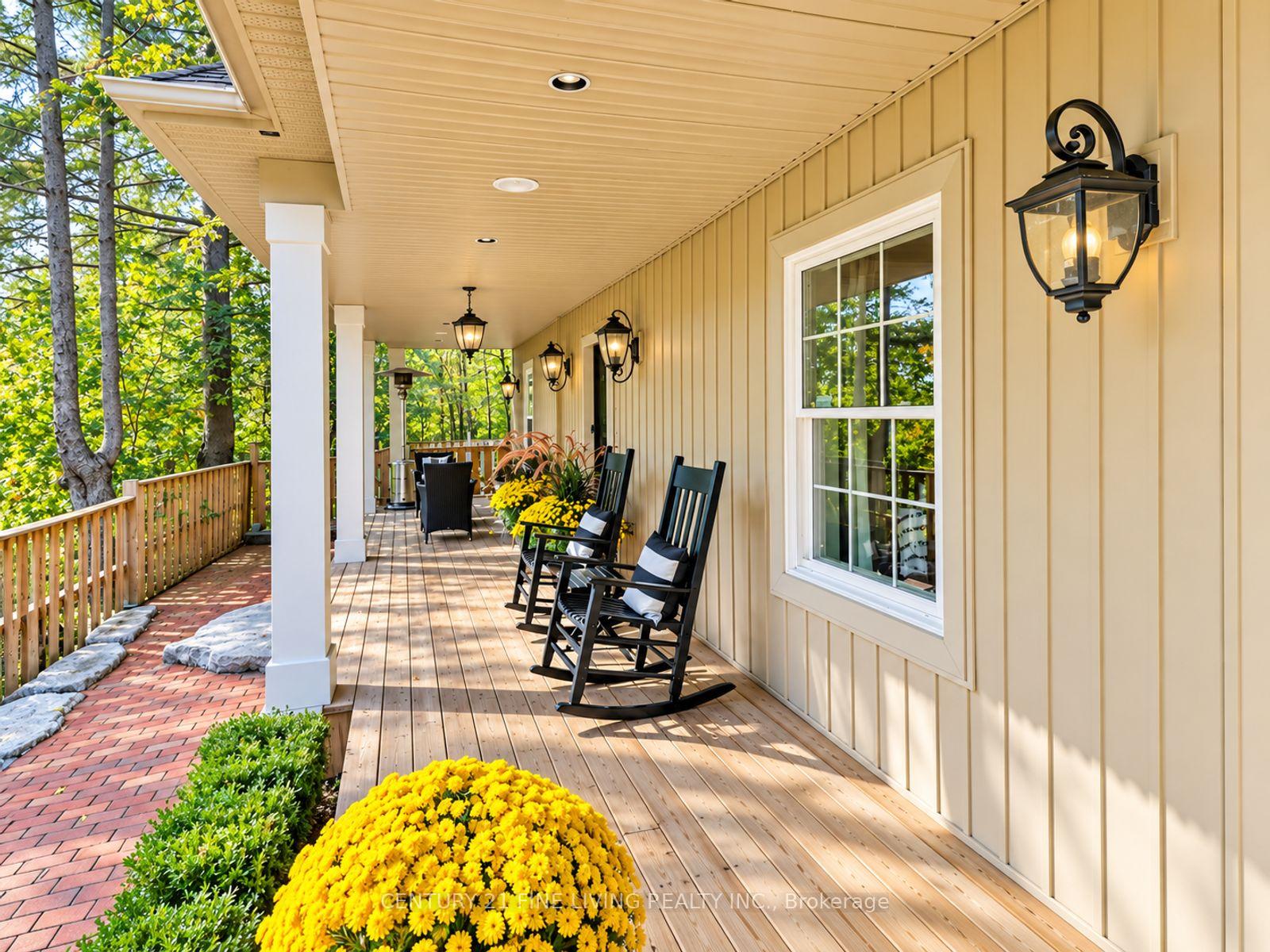 Photo 19 of 8 Lester B Pearson Street, Vaughan, Kleinburg — HOMEH
