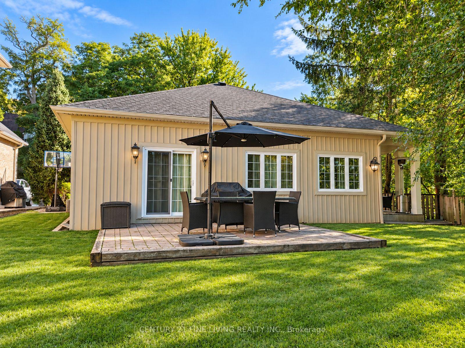 Photo 21 of 8 Lester B Pearson Street, Vaughan, Kleinburg — HOMEH
