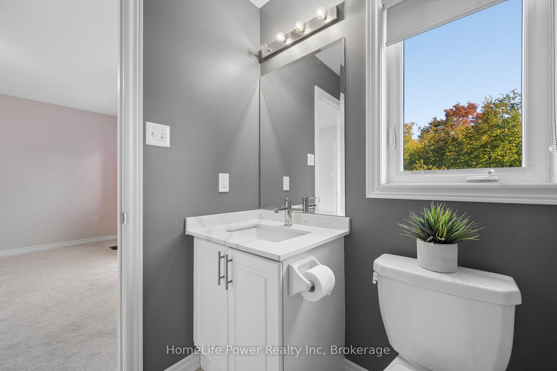 Photo 19 of Unit 57, 88 Decorso Drive, Guelph, Kortright East — HOMEH