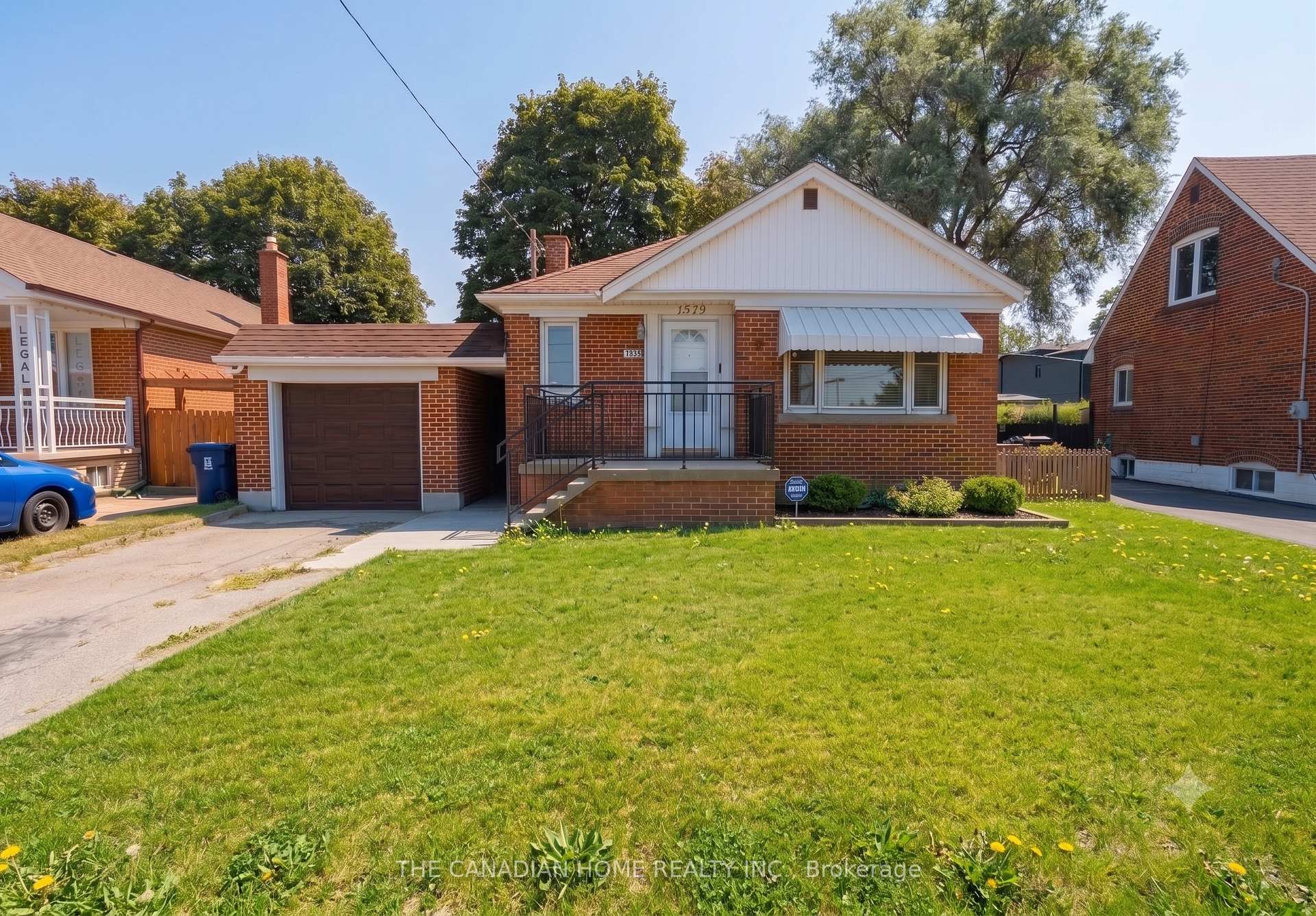 Photo of 1373 Pharmacy Avenue