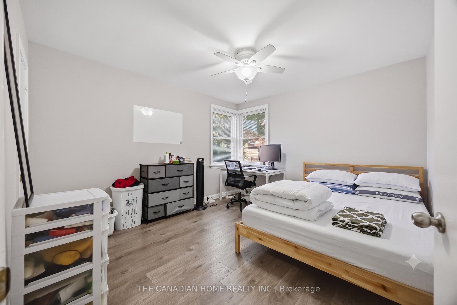 Photo 18 of 1373 Pharmacy Avenue, Scarborough, Wexford-Maryvale — HOMEH
