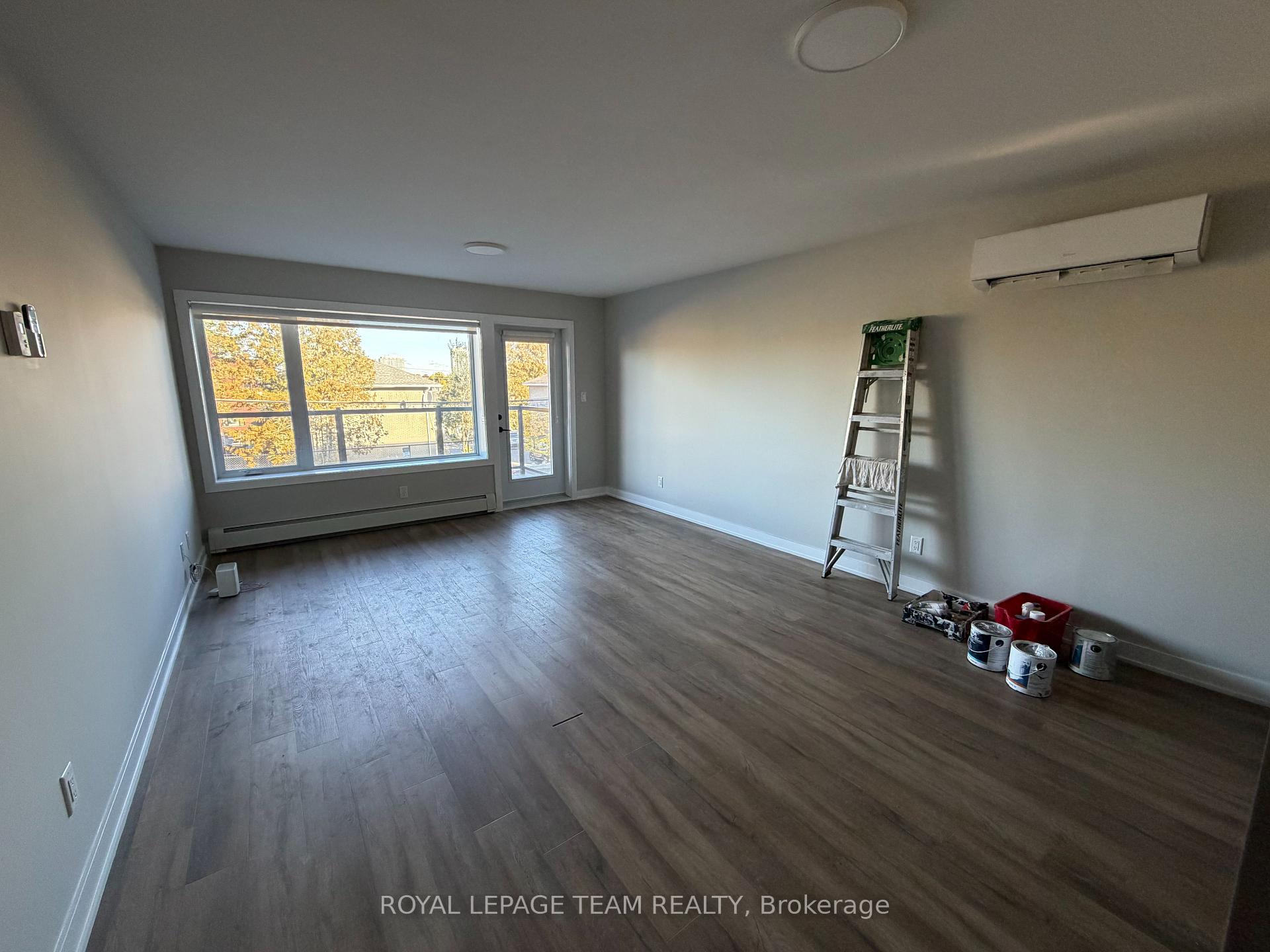 Photo 2 of Unit 102, 1305 Summerville Avenue, Ottawa, Carlington — HOMEH