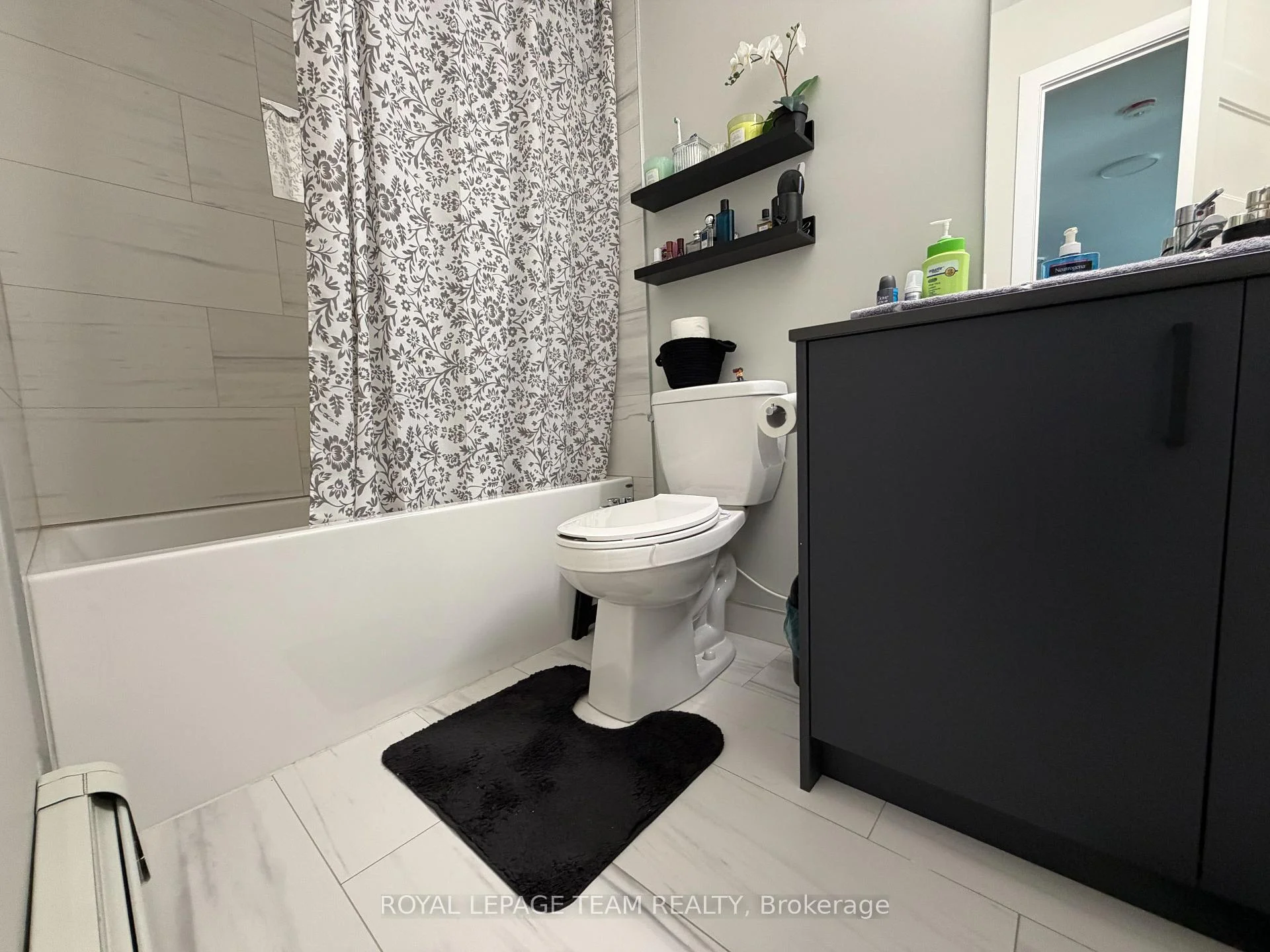 Photo 9 of Unit 102, 1305 Summerville Avenue, Ottawa, Carlington — HOMEH