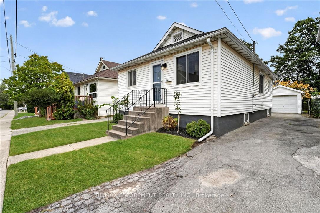 Photo of 32 Richmond Avenue
