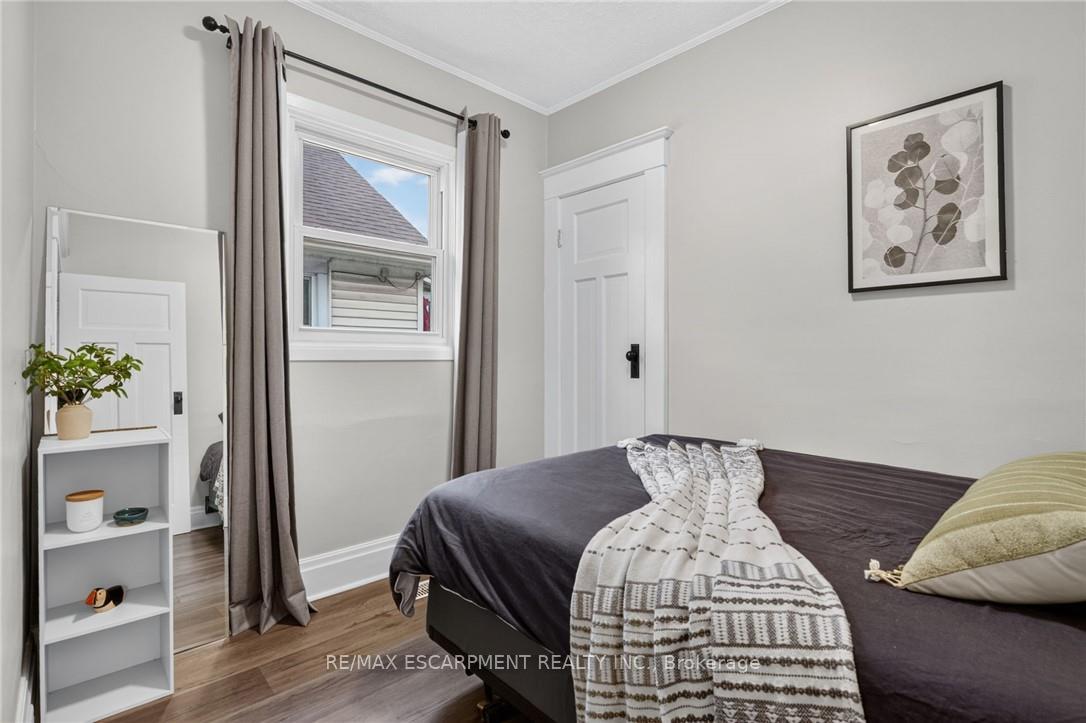 Photo 22 of 32 Richmond Avenue, St. Catharines, E. Chester — HOMEH