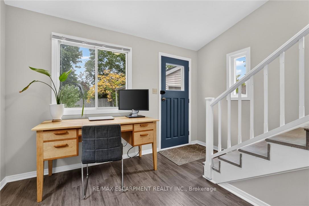 Photo 25 of 32 Richmond Avenue, St. Catharines, E. Chester — HOMEH
