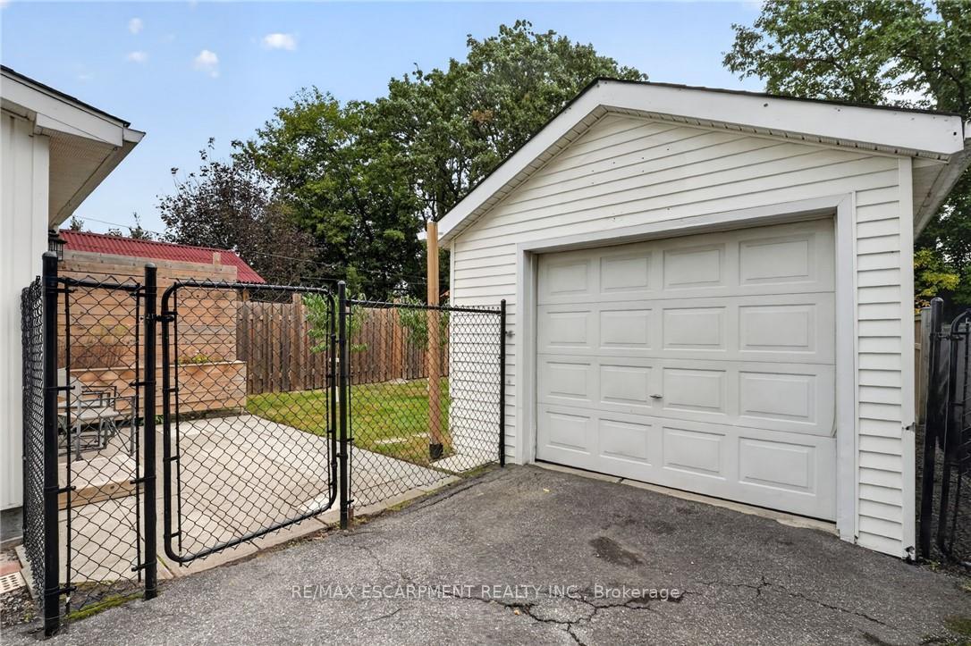Photo 30 of 32 Richmond Avenue, St. Catharines, E. Chester — HOMEH