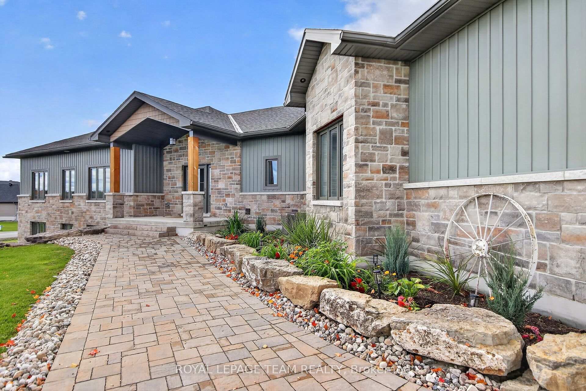 Photo 5 of 181 Harold Jones Way, Beckwith, Beckwith Twp — HOMEH