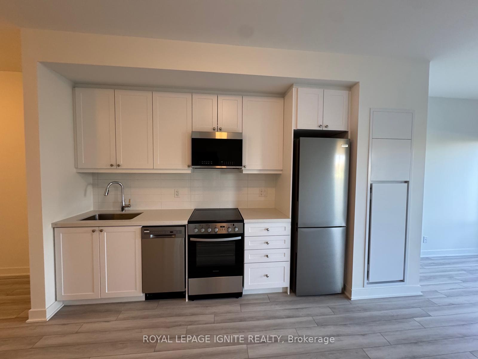 Photo 14 of Unit 110, 51 Clarington Boulevard, Clarington, Bowmanville — HOMEH