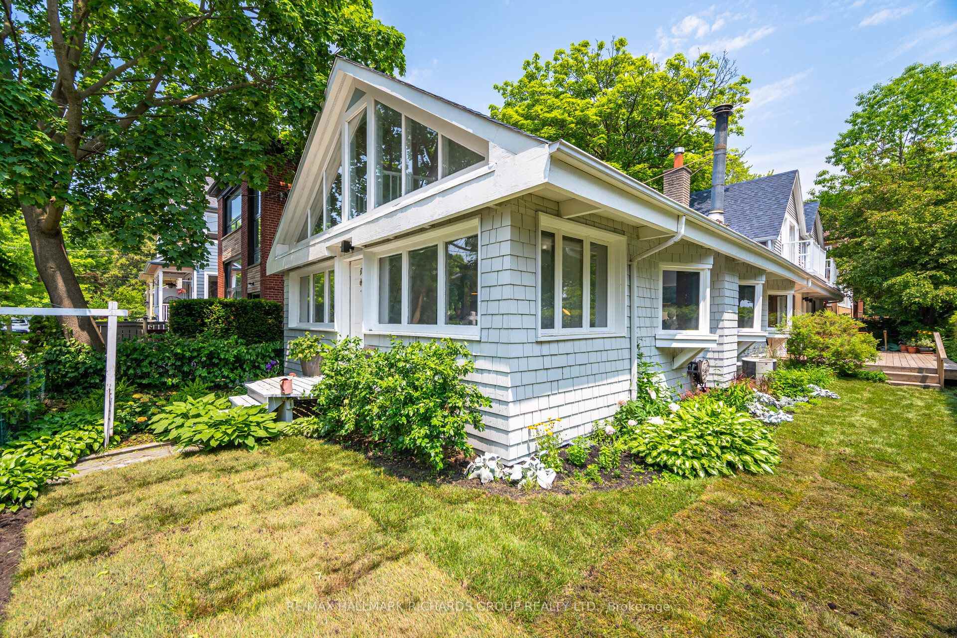 Photo 2 of 17 Maclean Avenue, Toronto, The Beaches — HOMEH