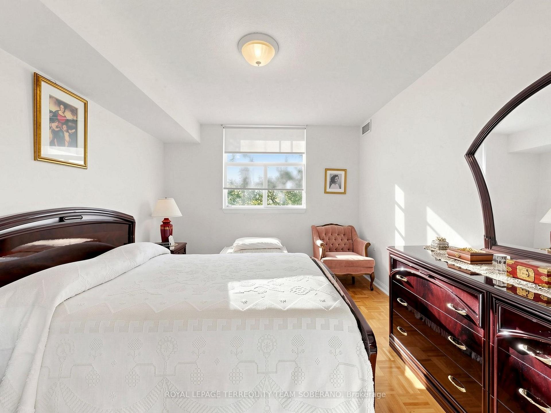Photo 26 of Unit 212, 2506 Rutherford Road, Vaughan, Maple — HOMEH