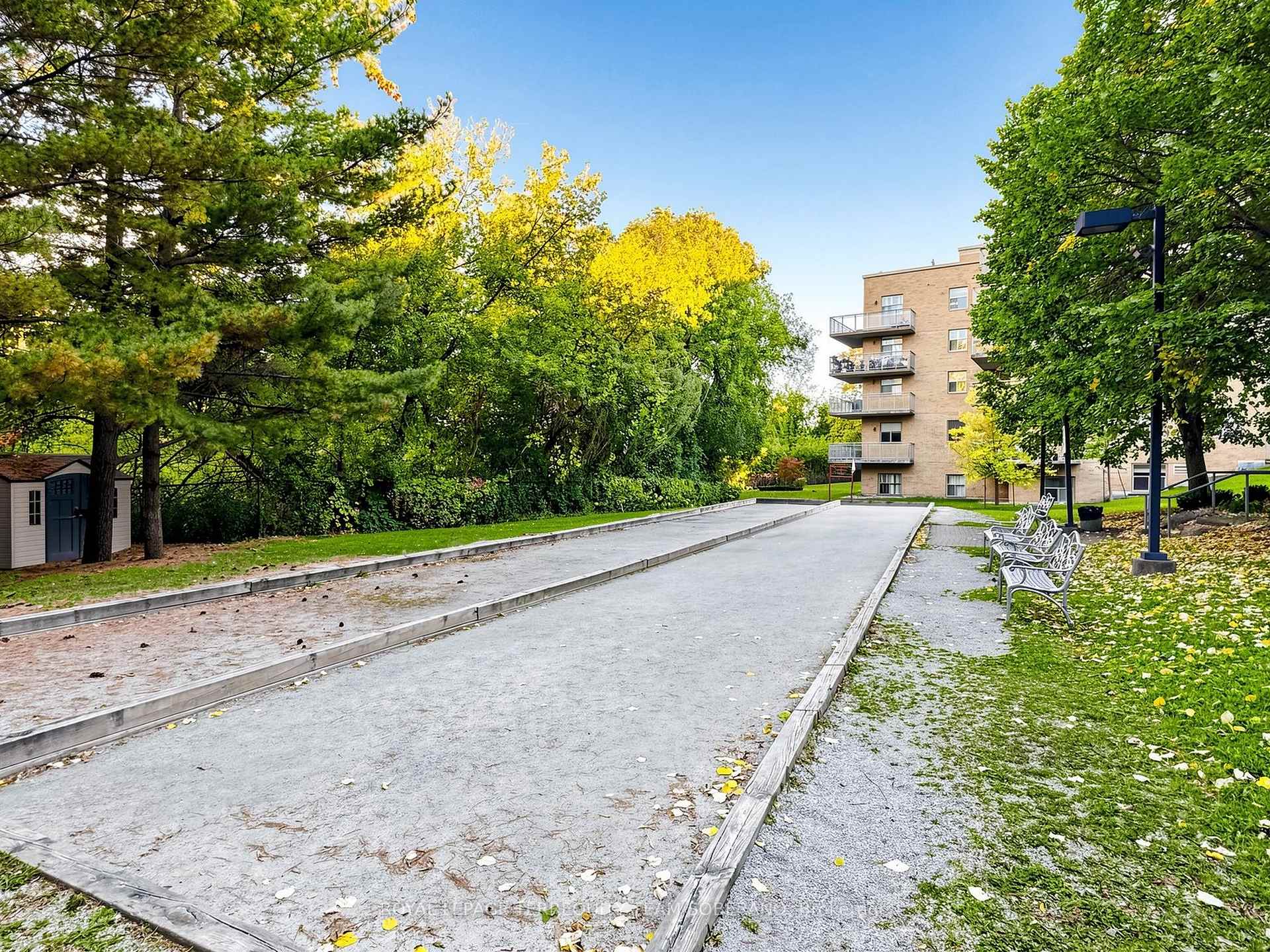 Photo 56 of Unit 212, 2506 Rutherford Road, Vaughan, Maple — HOMEH