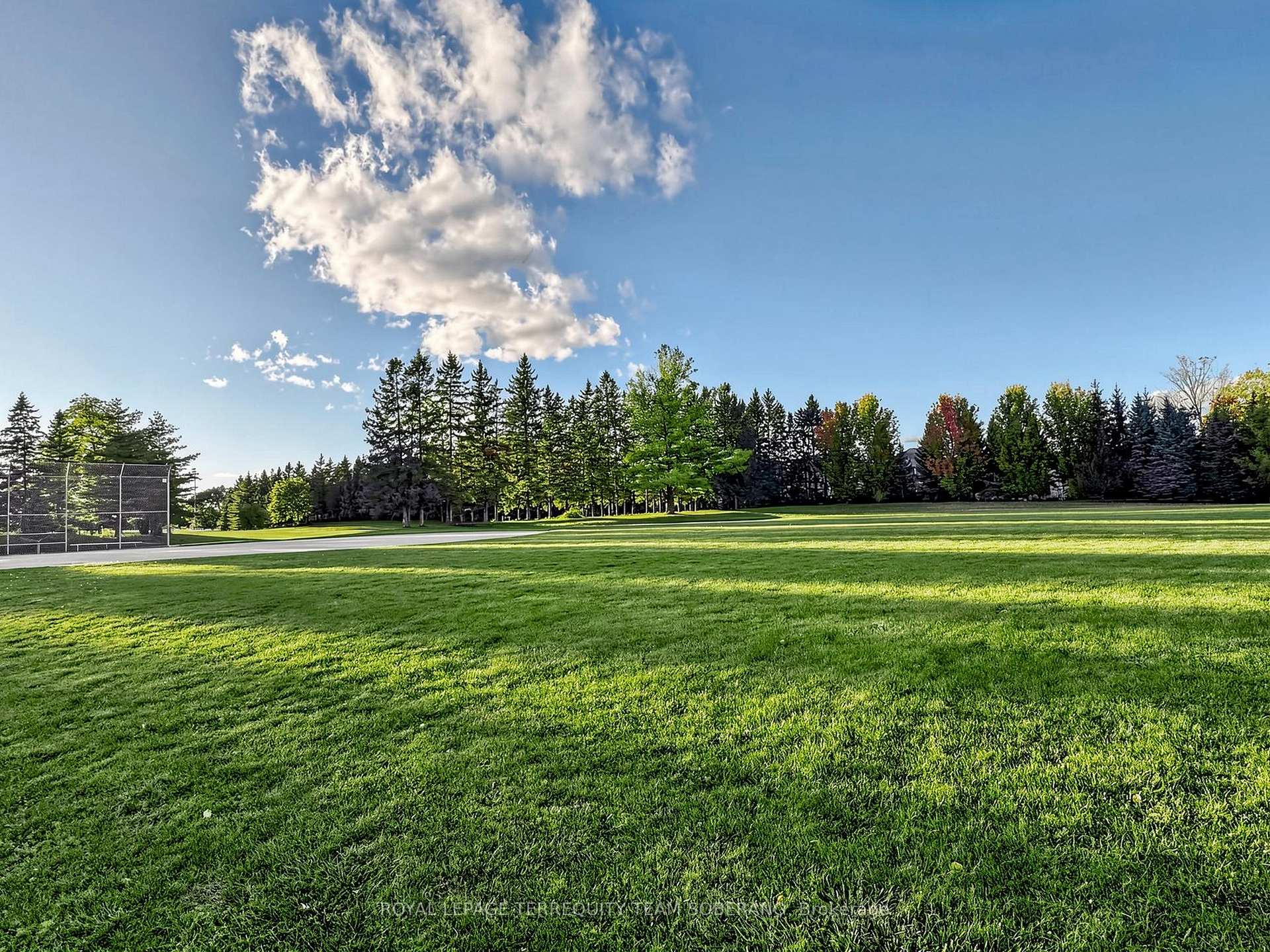 Photo 57 of Unit 212, 2506 Rutherford Road, Vaughan, Maple — HOMEH