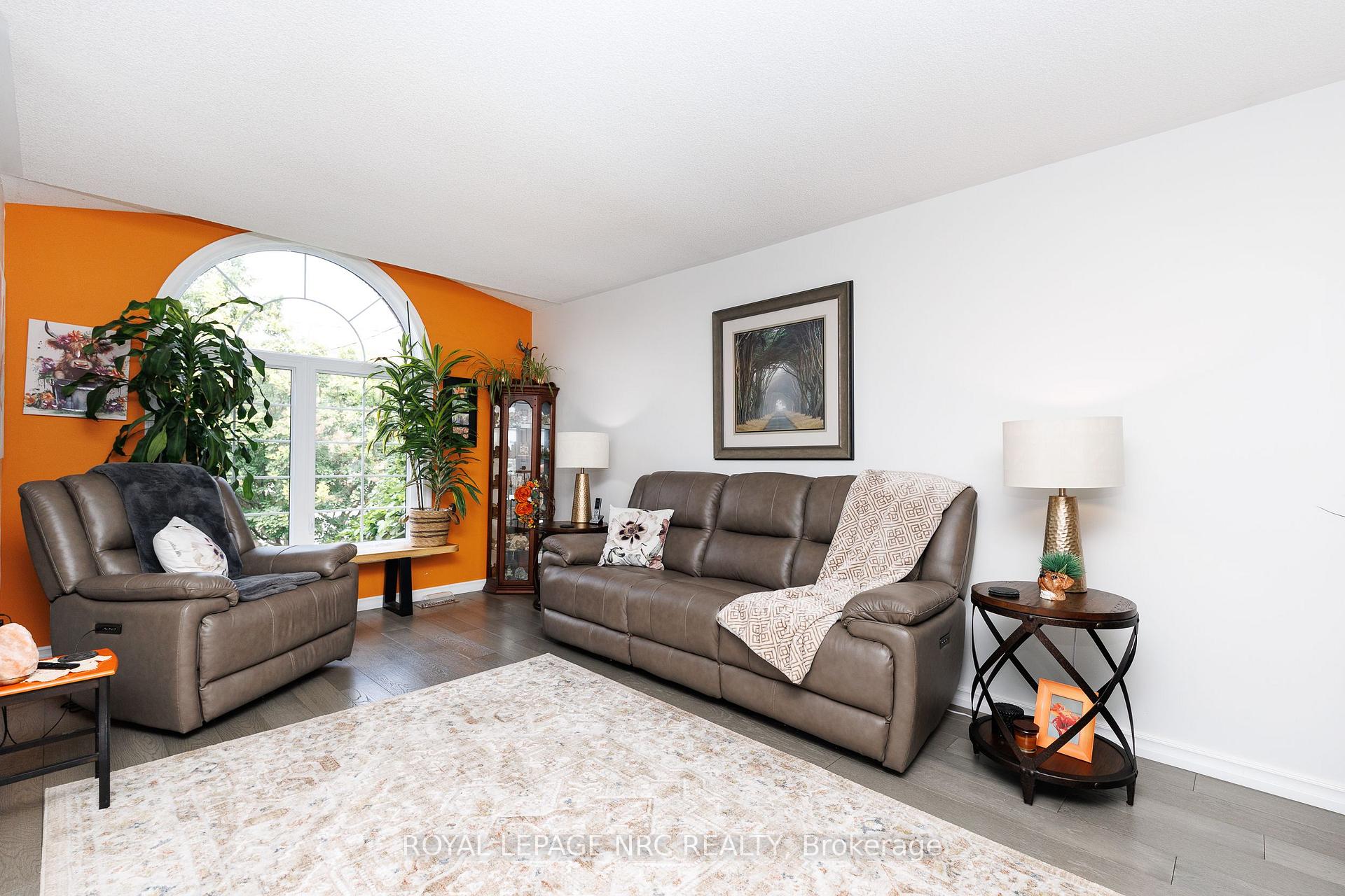 Photo 7 of 277 Forks Road, Welland, Dain City — HOMEH