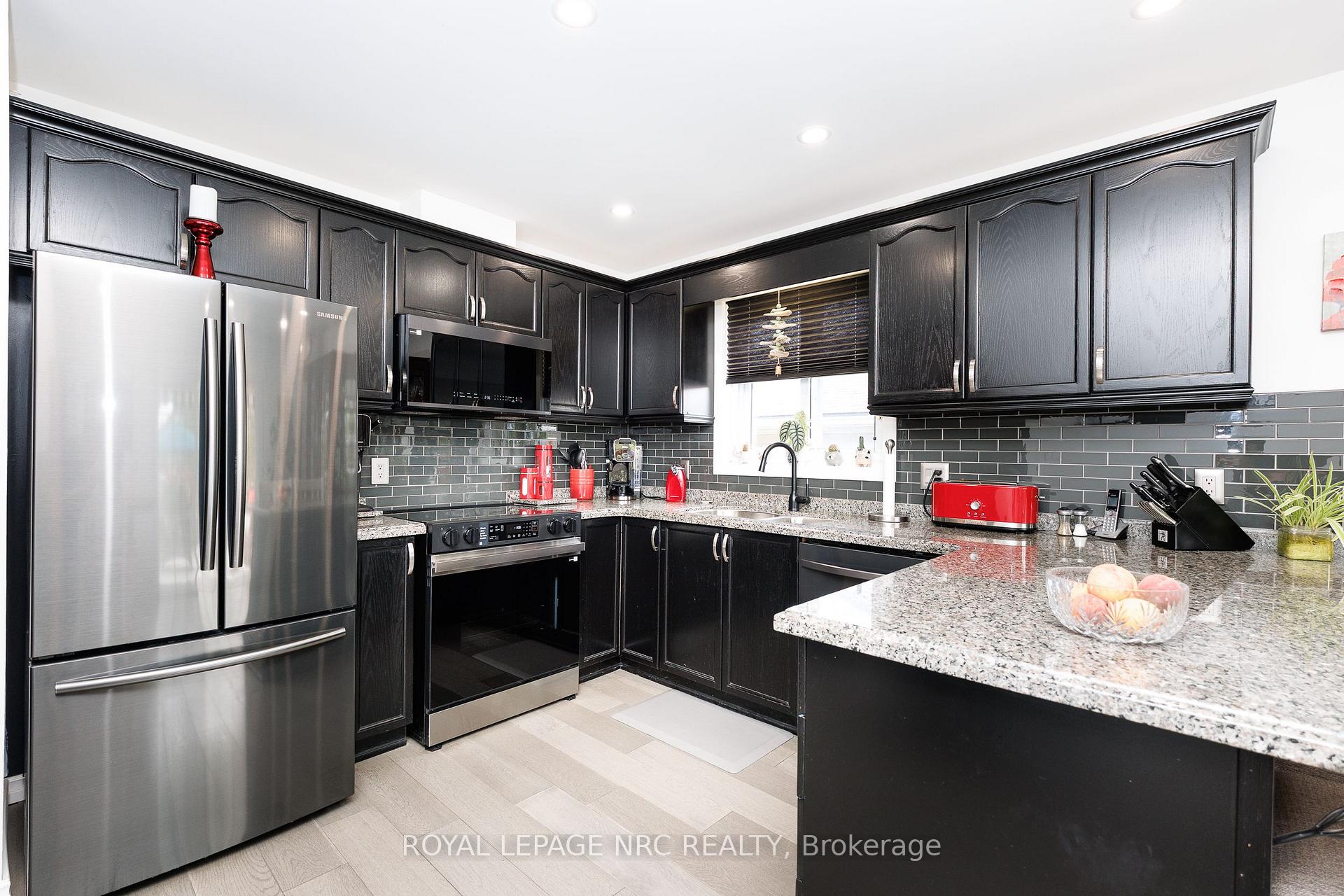 Photo 14 of 277 Forks Road, Welland, Dain City — HOMEH