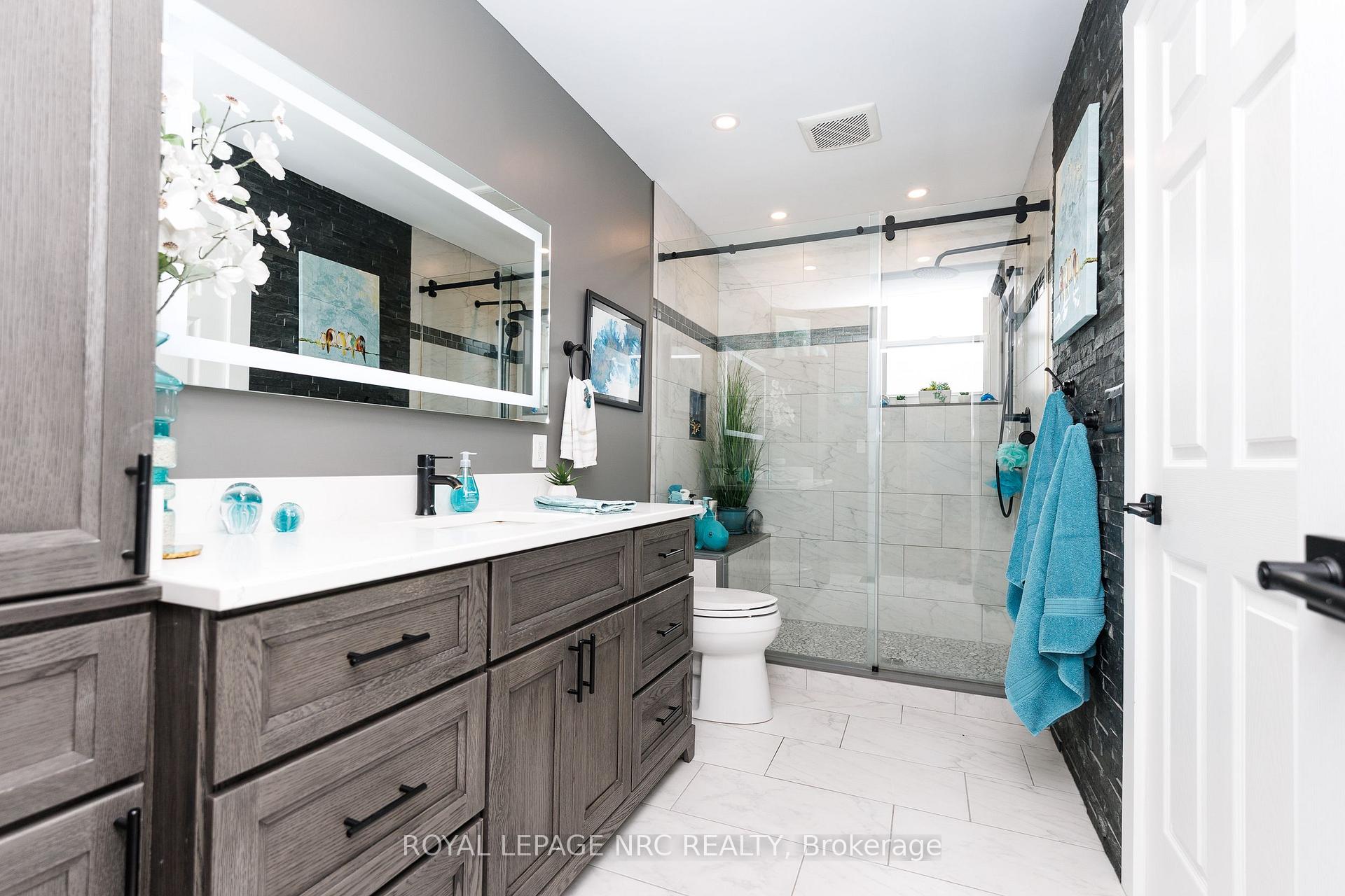 Photo 15 of 277 Forks Road, Welland, Dain City — HOMEH