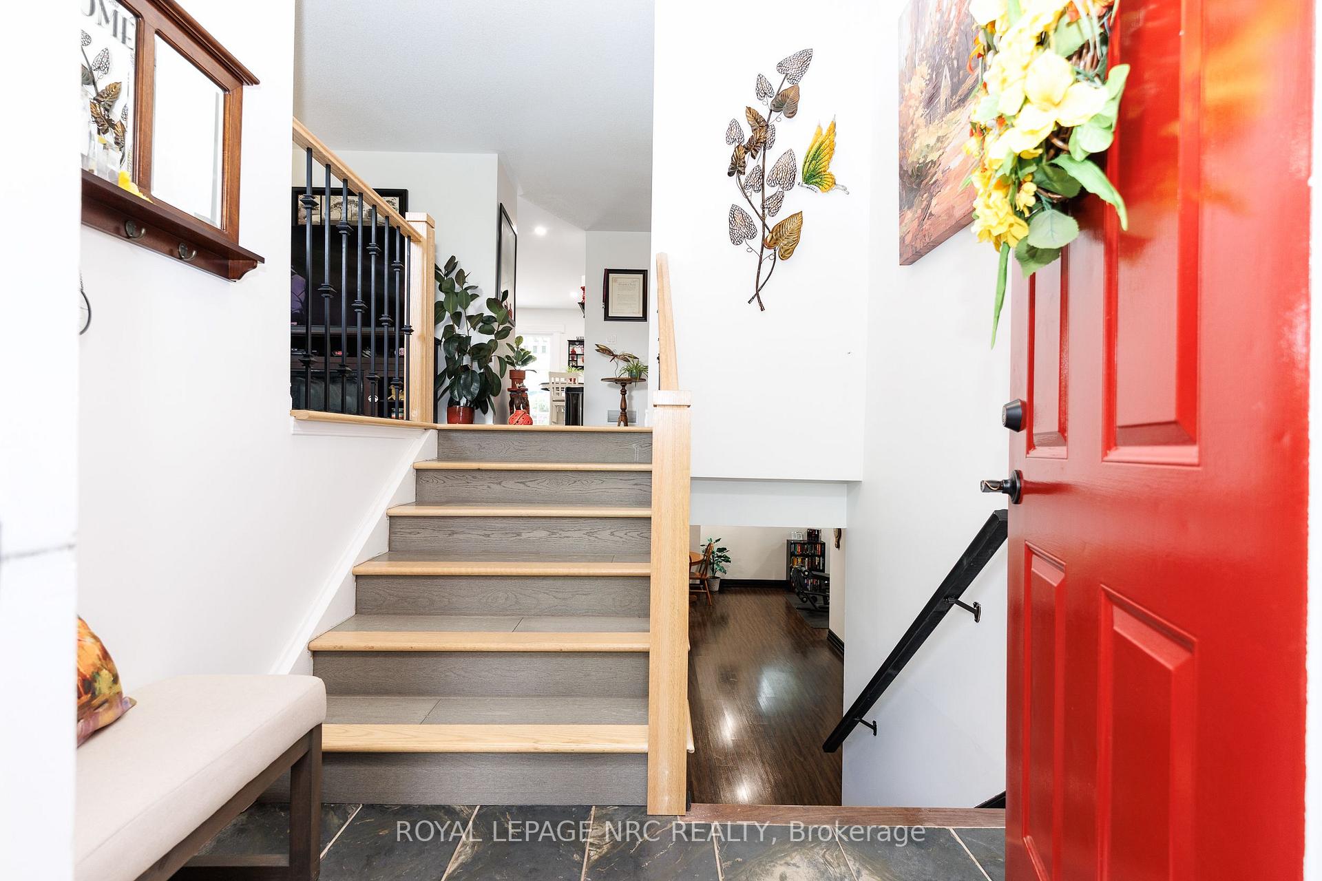 Photo 23 of 277 Forks Road, Welland, Dain City — HOMEH