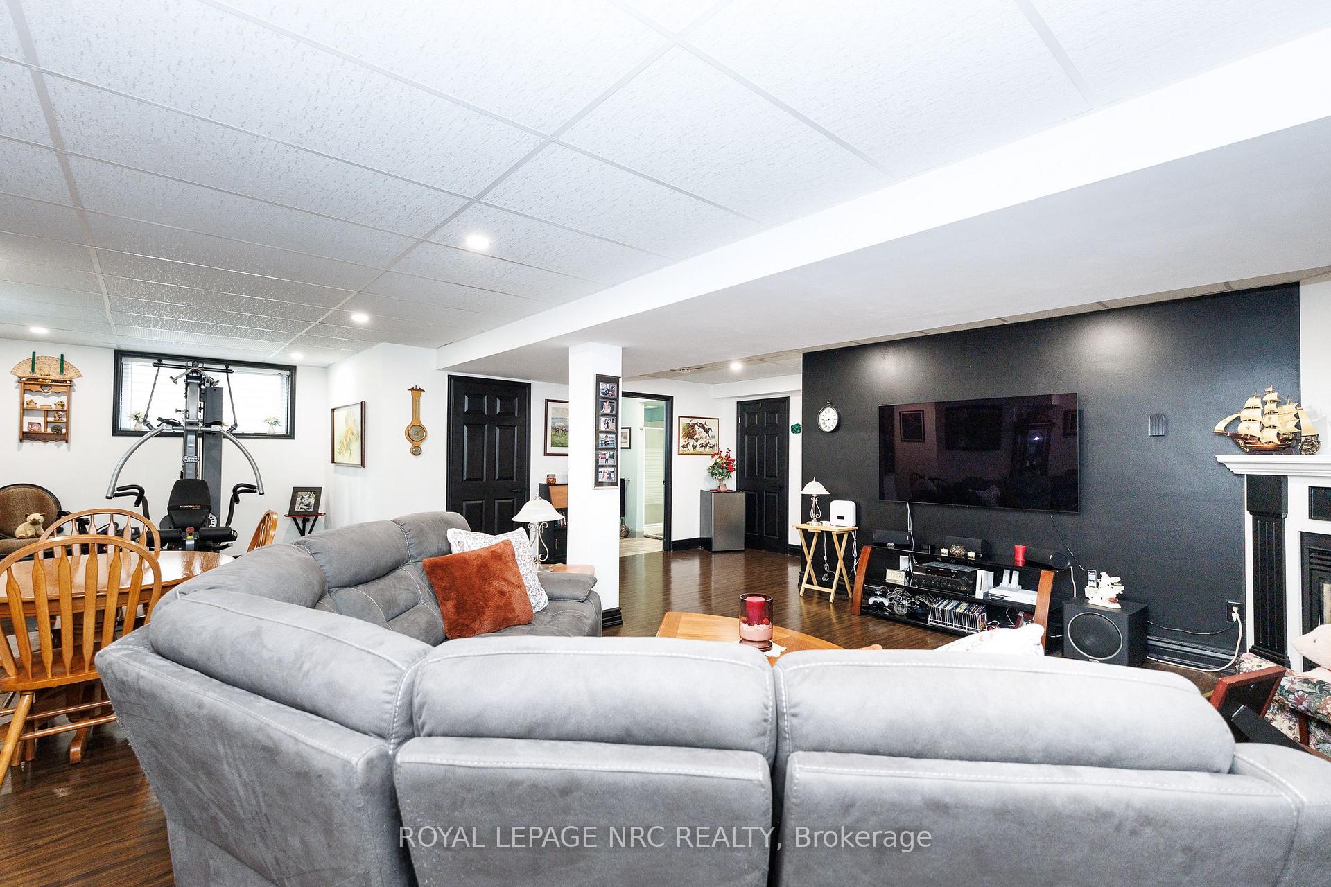 Photo 28 of 277 Forks Road, Welland, Dain City — HOMEH
