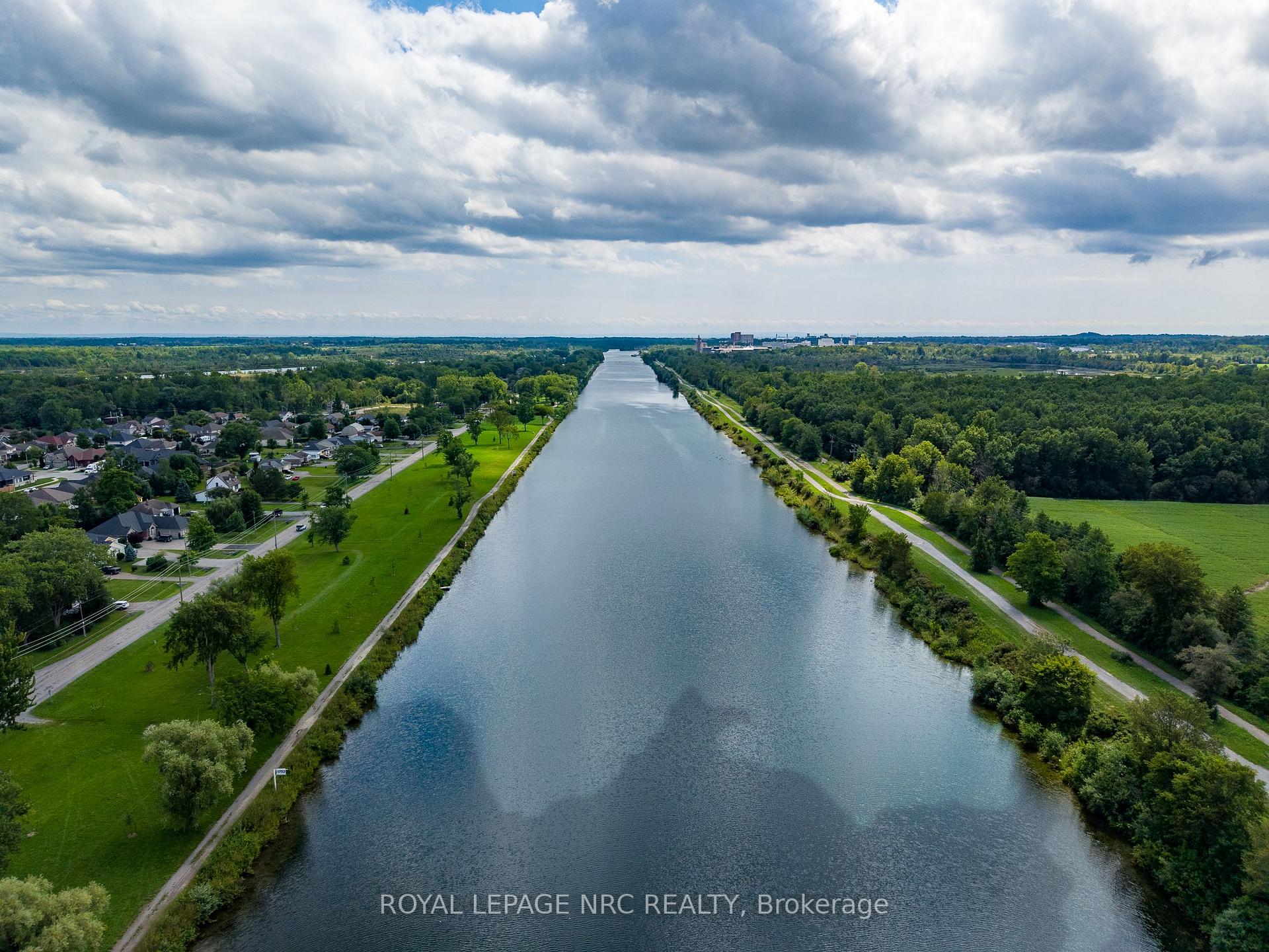 Photo 43 of 277 Forks Road, Welland, Dain City — HOMEH