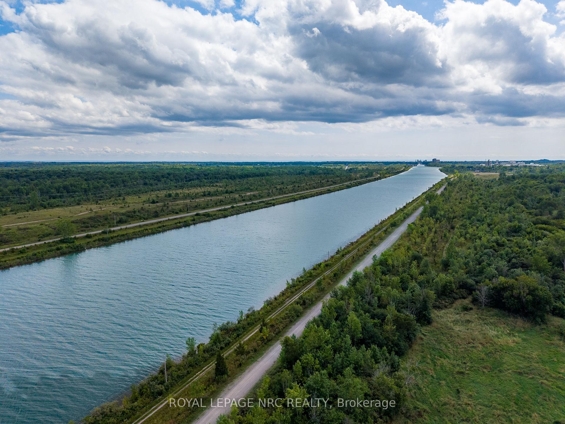 Photo 44 of 277 Forks Road, Welland, Dain City — HOMEH
