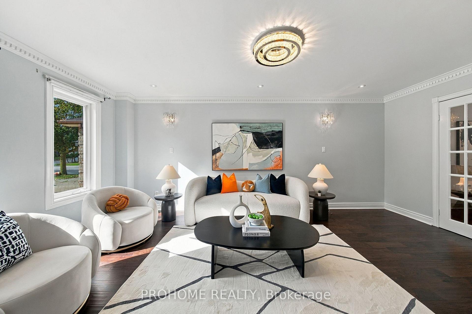 Photo 7 of 75 Somerset Crescent, Richmond Hill, Observatory — HOMEH