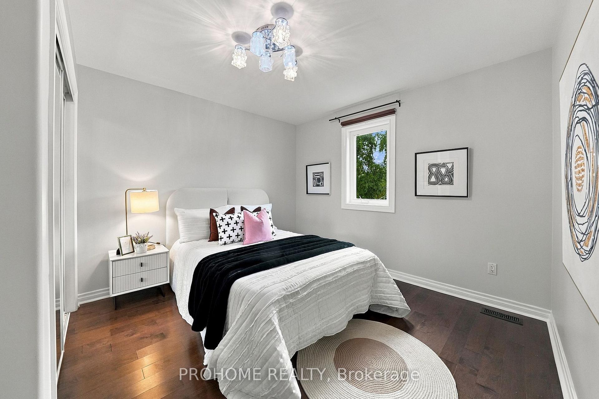 Photo 27 of 75 Somerset Crescent, Richmond Hill, Observatory — HOMEH