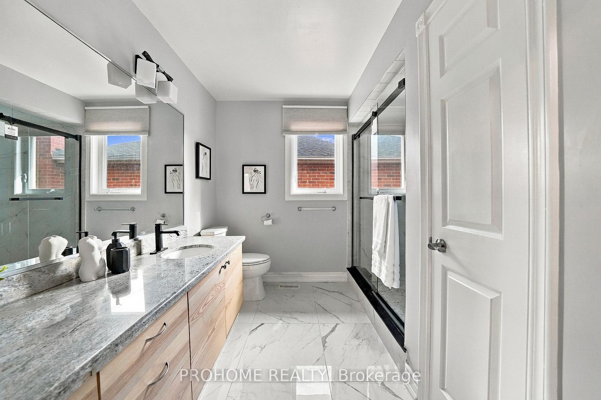 Photo 29 of 75 Somerset Crescent, Richmond Hill, Observatory — HOMEH