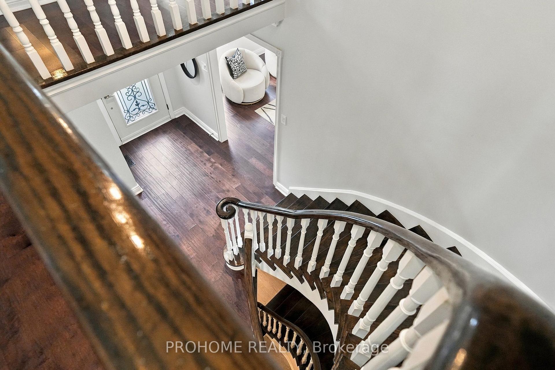 Photo 32 of 75 Somerset Crescent, Richmond Hill, Observatory — HOMEH