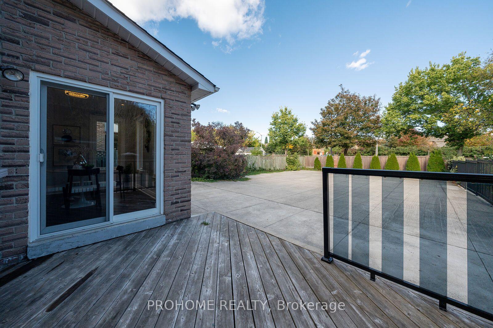 Photo 38 of 75 Somerset Crescent, Richmond Hill, Observatory — HOMEH