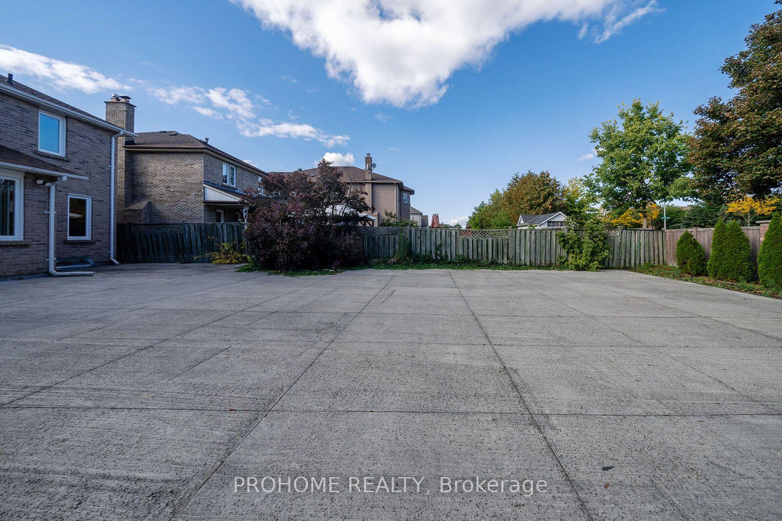 Photo 40 of 75 Somerset Crescent, Richmond Hill, Observatory — HOMEH
