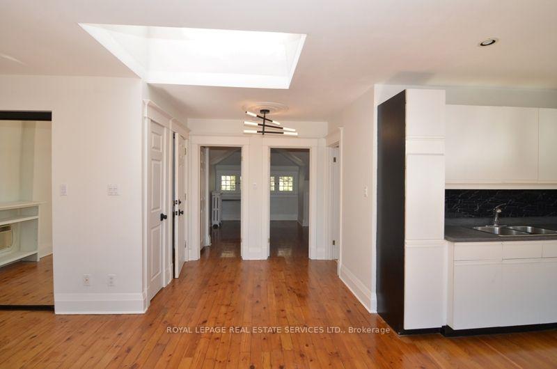 Photo 16 of Unit 3, 33 Woodlawn Avenue E, Toronto, Rosedale-Moore Park — HOMEH
