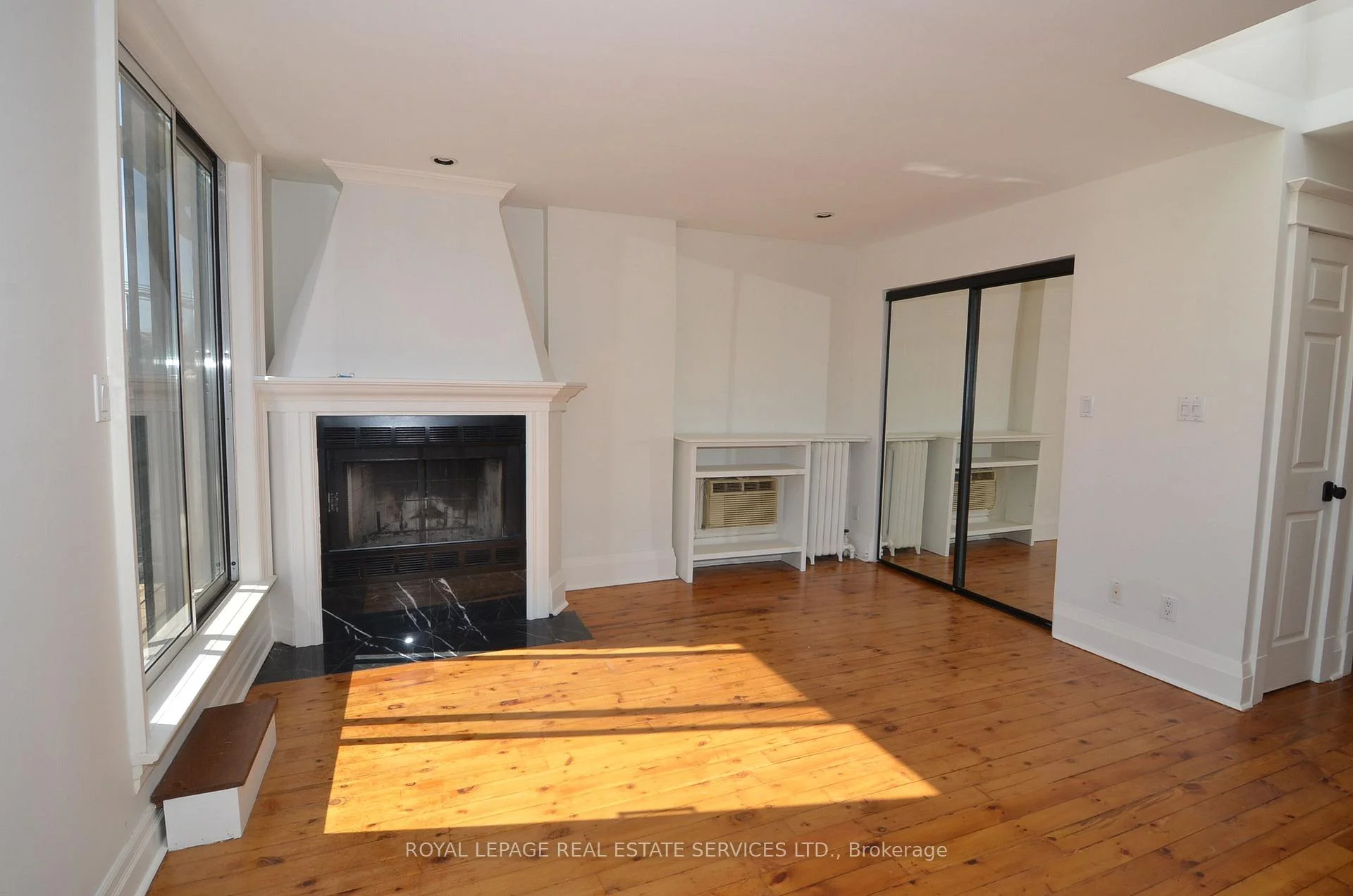 Photo 17 of Unit 3, 33 Woodlawn Avenue E, Toronto, Rosedale-Moore Park — HOMEH