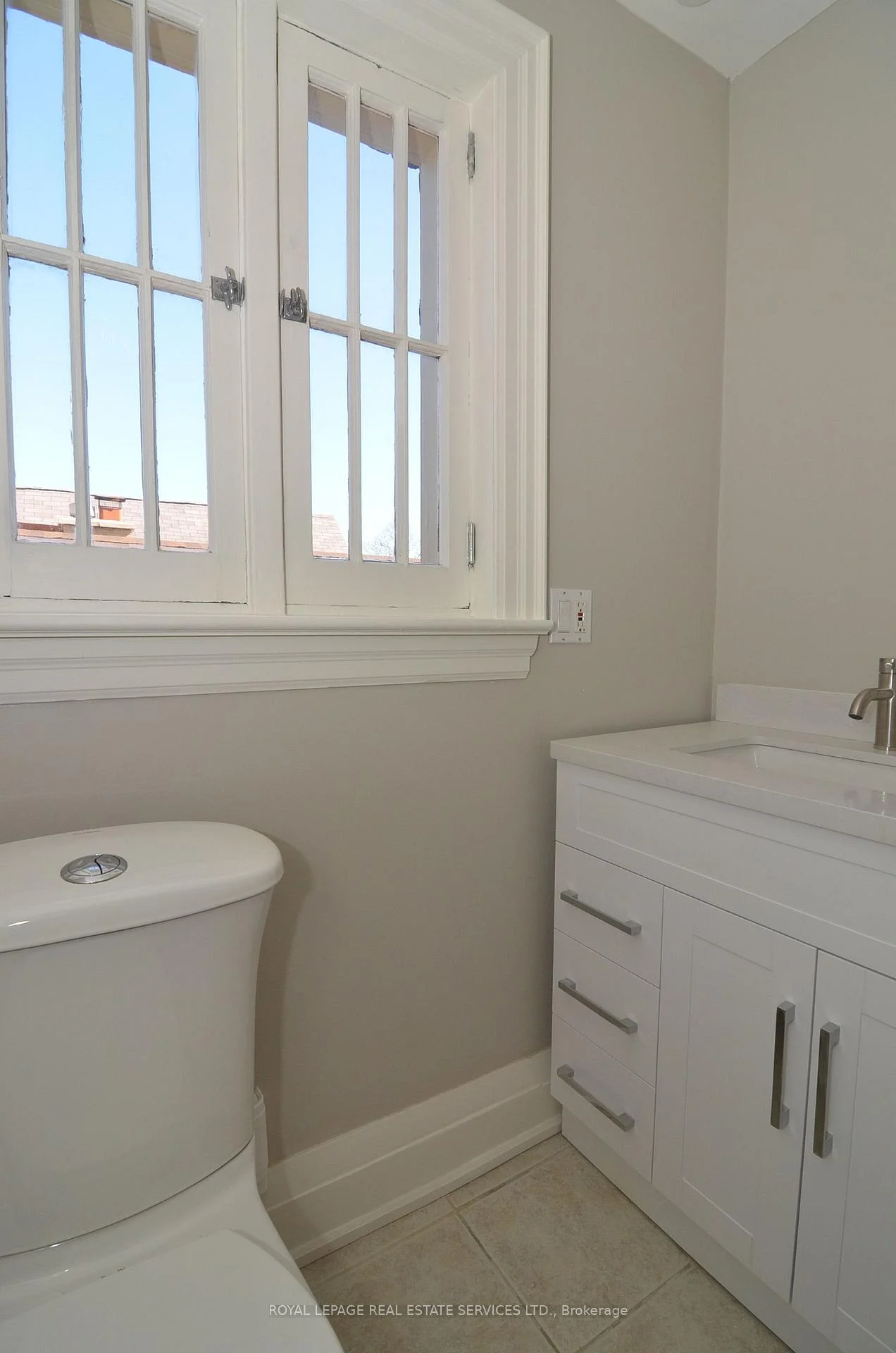 Photo 34 of Unit 3, 33 Woodlawn Avenue E, Toronto, Rosedale-Moore Park — HOMEH