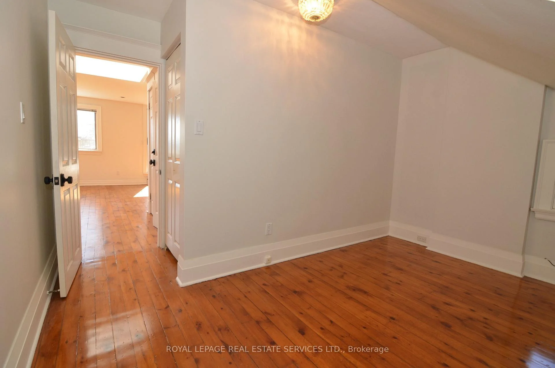 Photo 36 of Unit 3, 33 Woodlawn Avenue E, Toronto, Rosedale-Moore Park — HOMEH